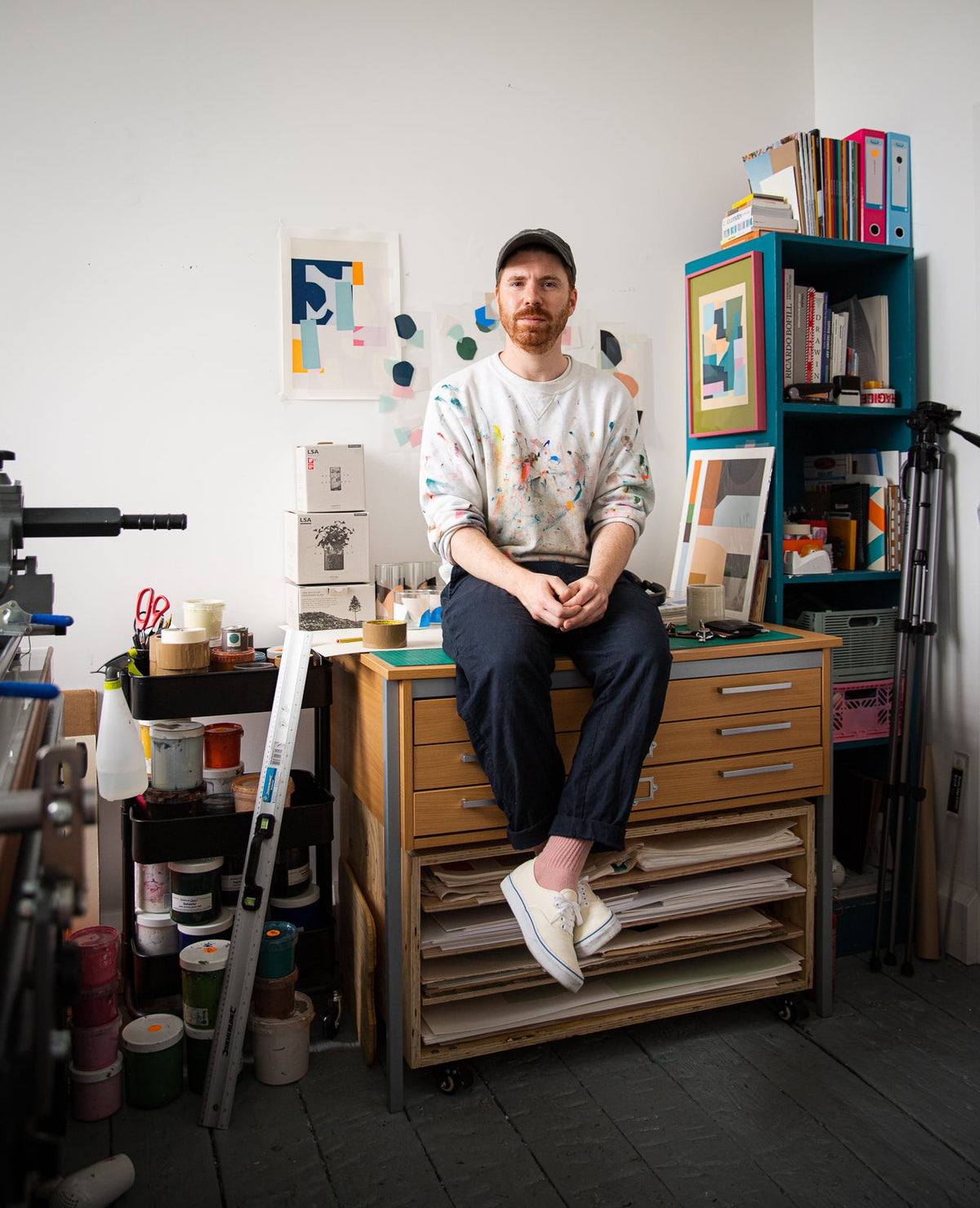 Jonathan_Lawes_in_the_studio