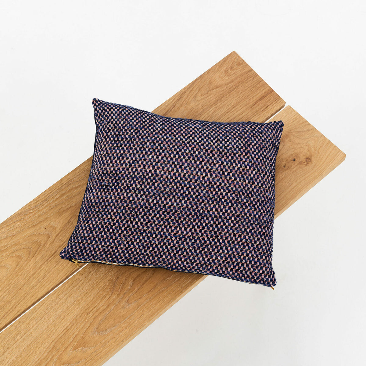 bench-and-cushion