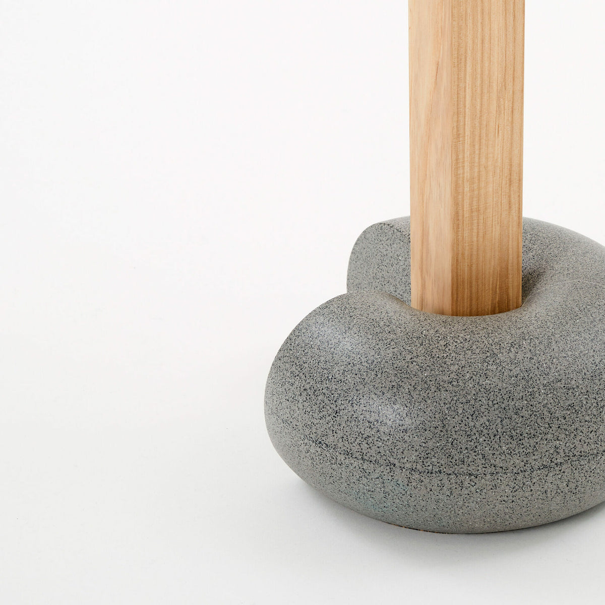 poise-stool-table