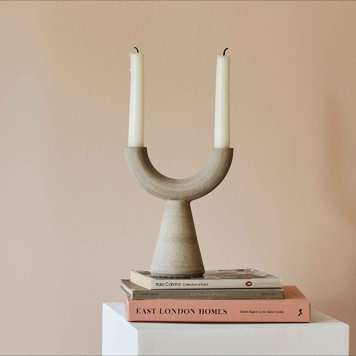 minimalist-candelabra-grey