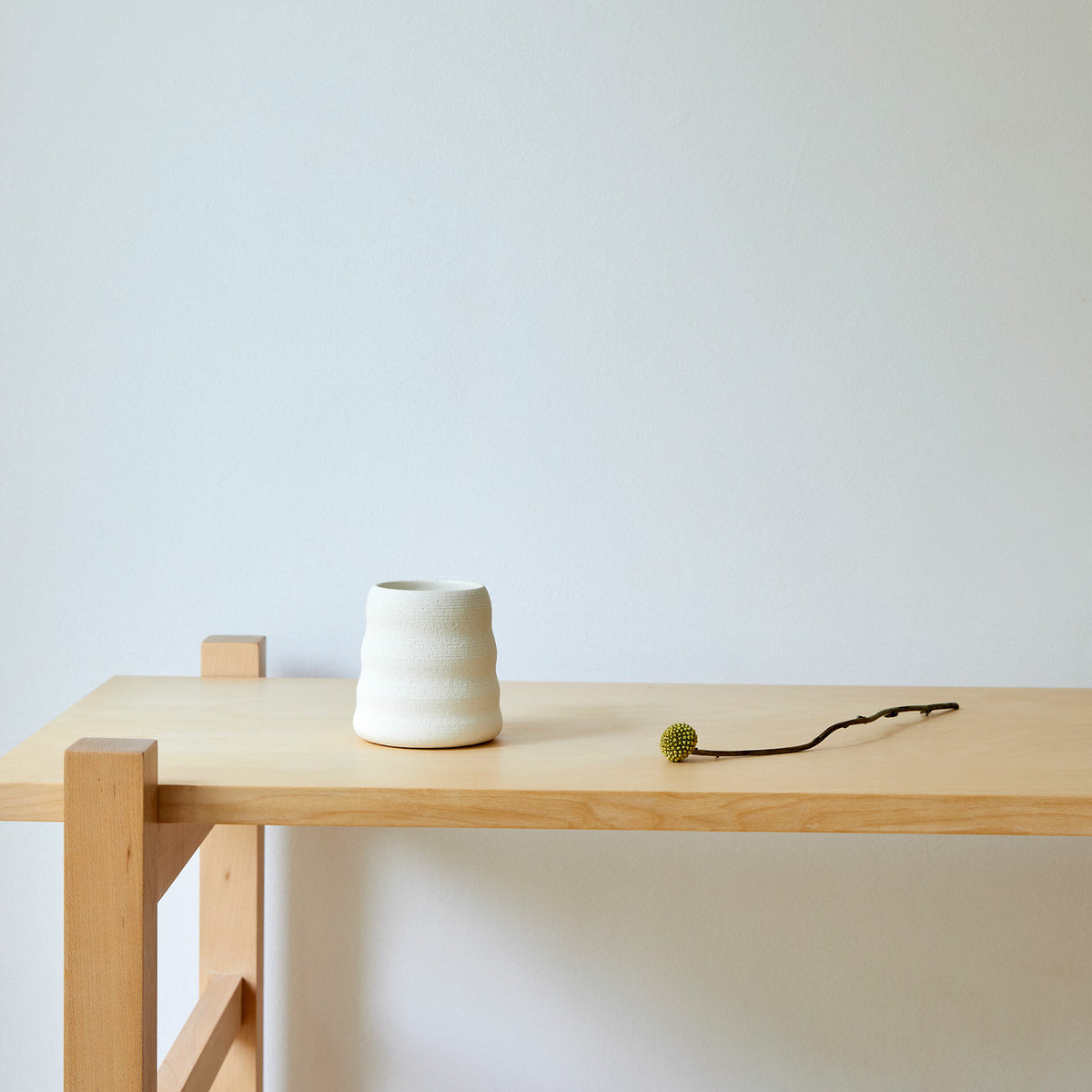 ripple-vase-ceramic