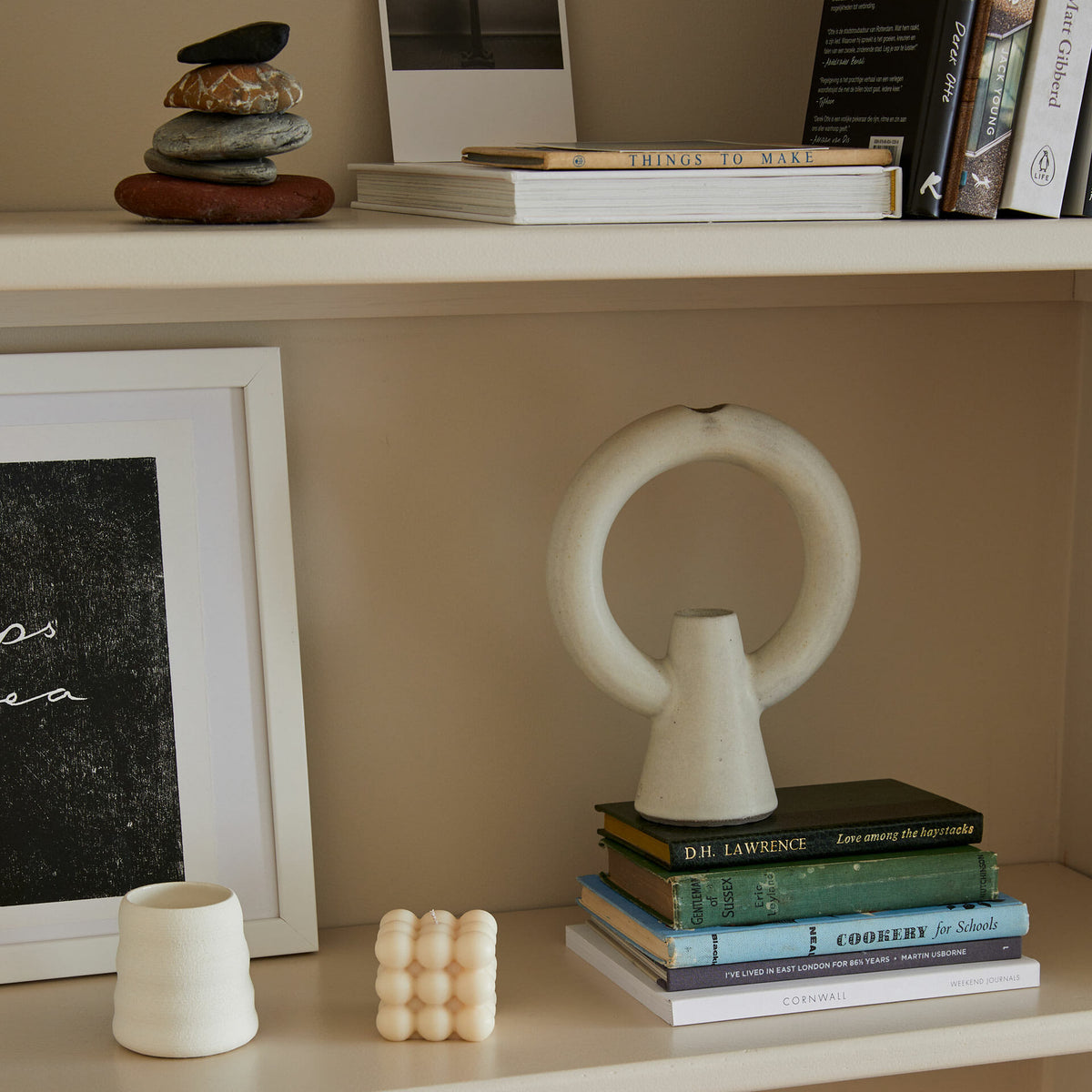 candlestick-holder-and-ripple-vase