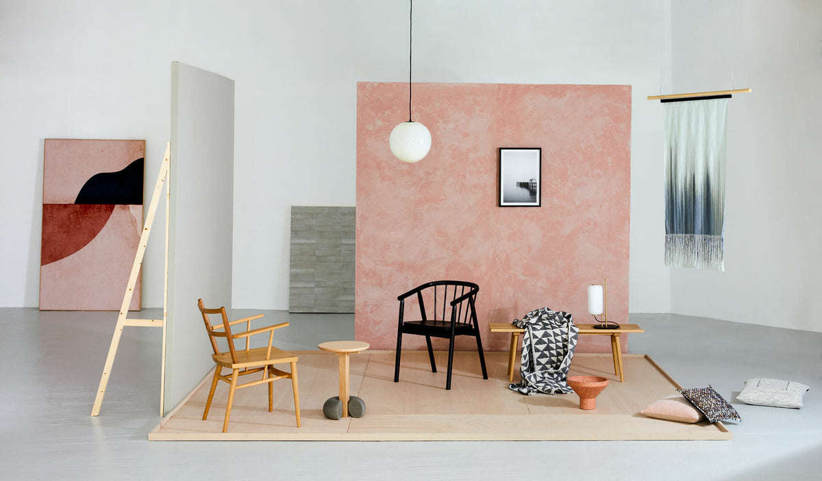 Poise Stool Table