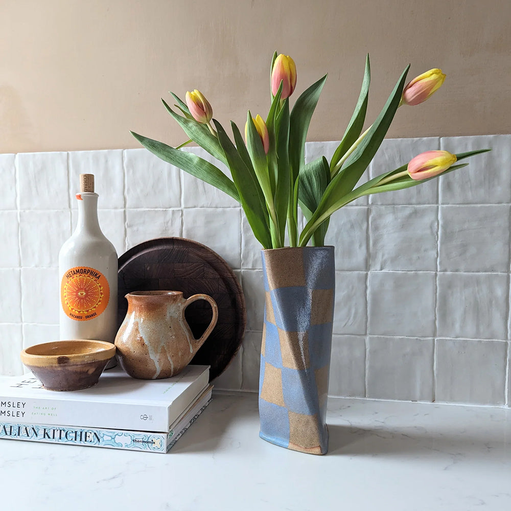 Baby-Blue-Check-Twist-Vase