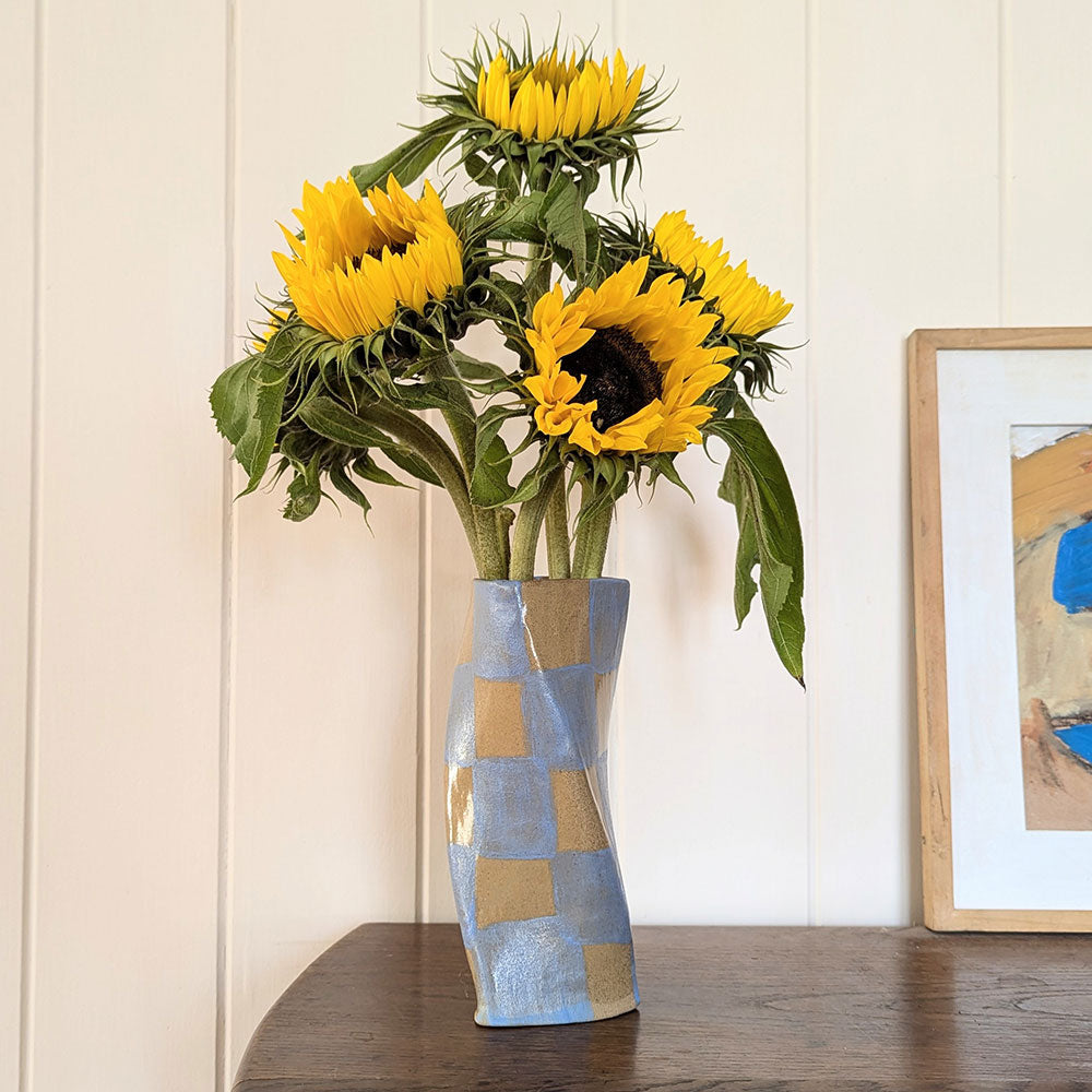 Baby-Blue-Check-Twist-Vase