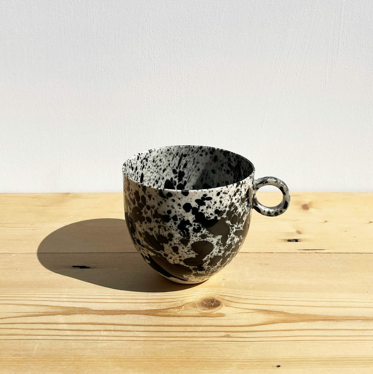 black-splatter-espresso-cup-porcelain-splashes-drips-paint-colour