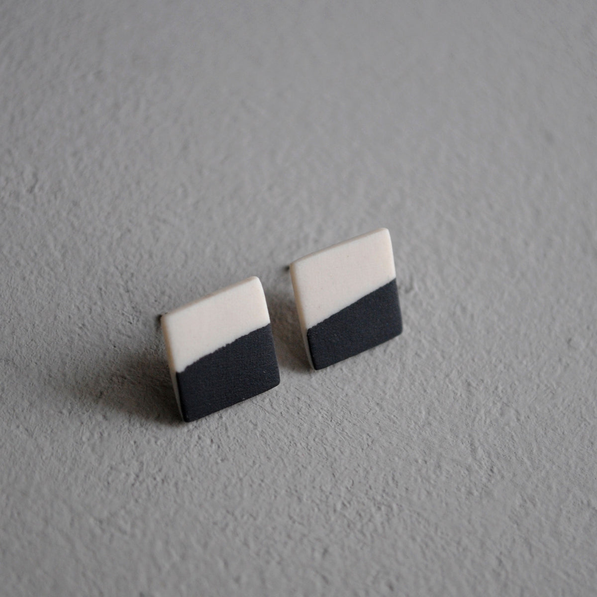 Porcelain Stud Earrings Black and White