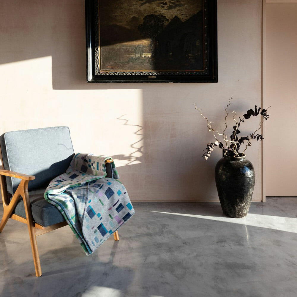 Classical Chroma Lampros Azure Blanket