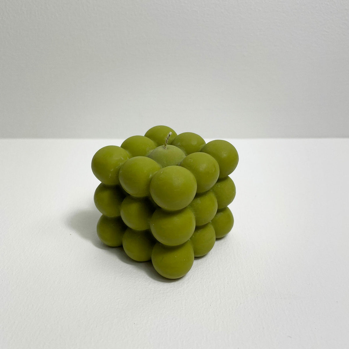 bubble-candle-olive