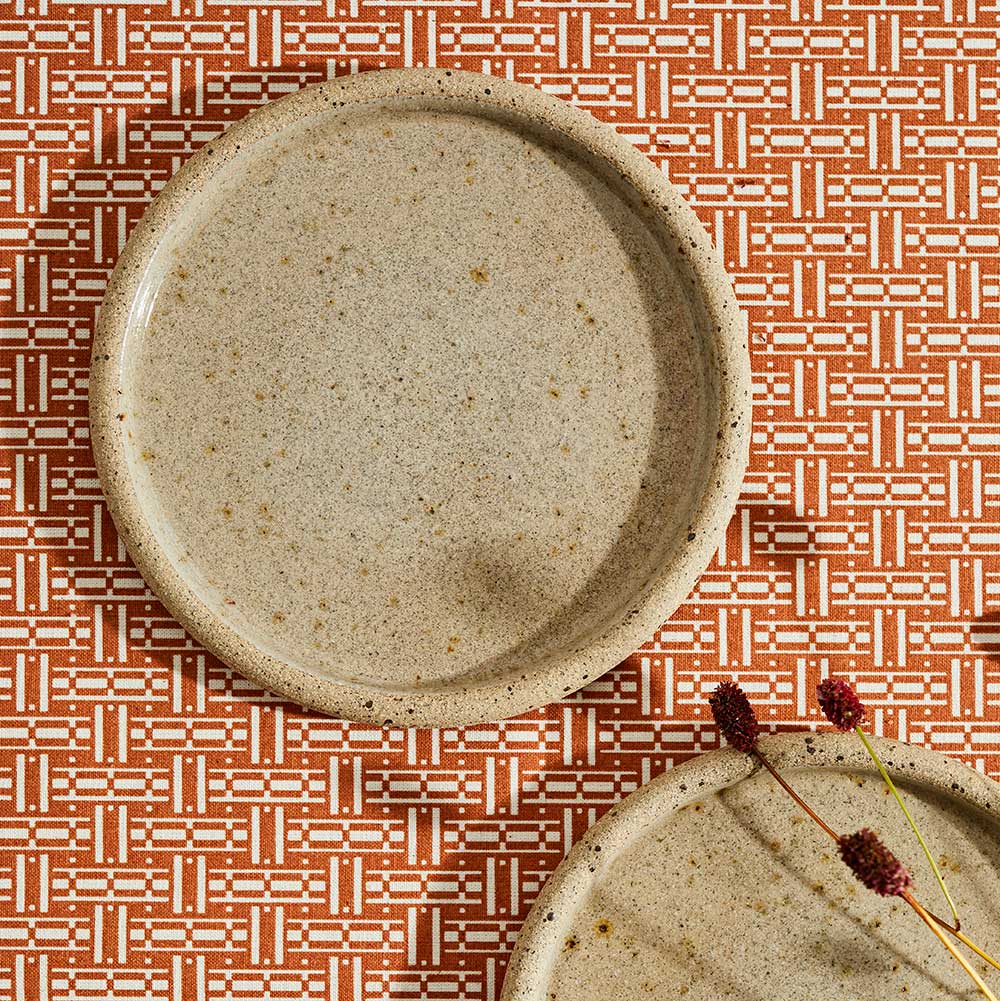 cake-plate-ceramic-tableware