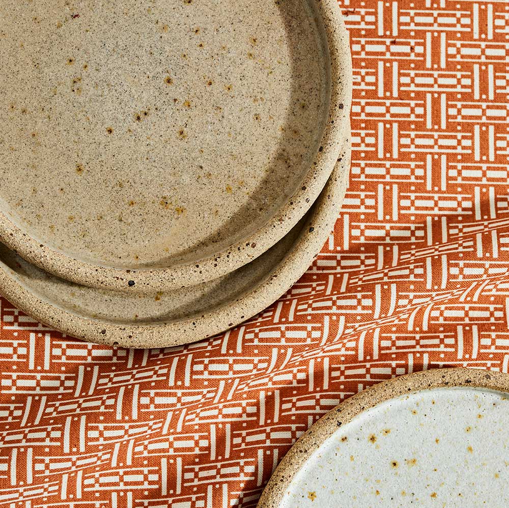 cake-plate-ceramic-tableware