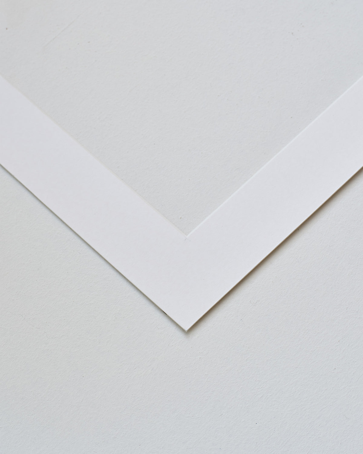 Chalk White Mount