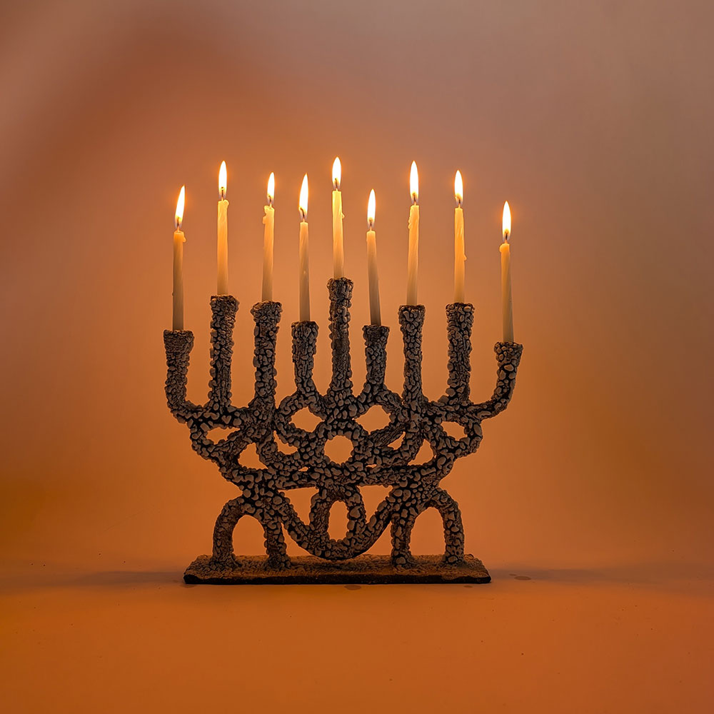 Channukiah-Candle-Holder
