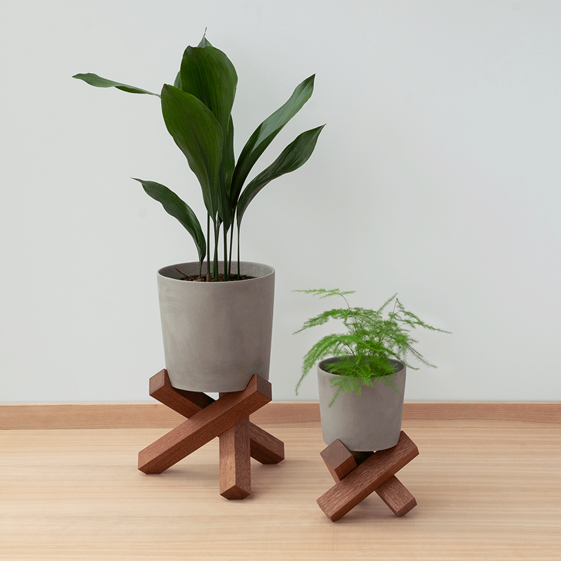 sarang-plant-pot-and-stand-medium