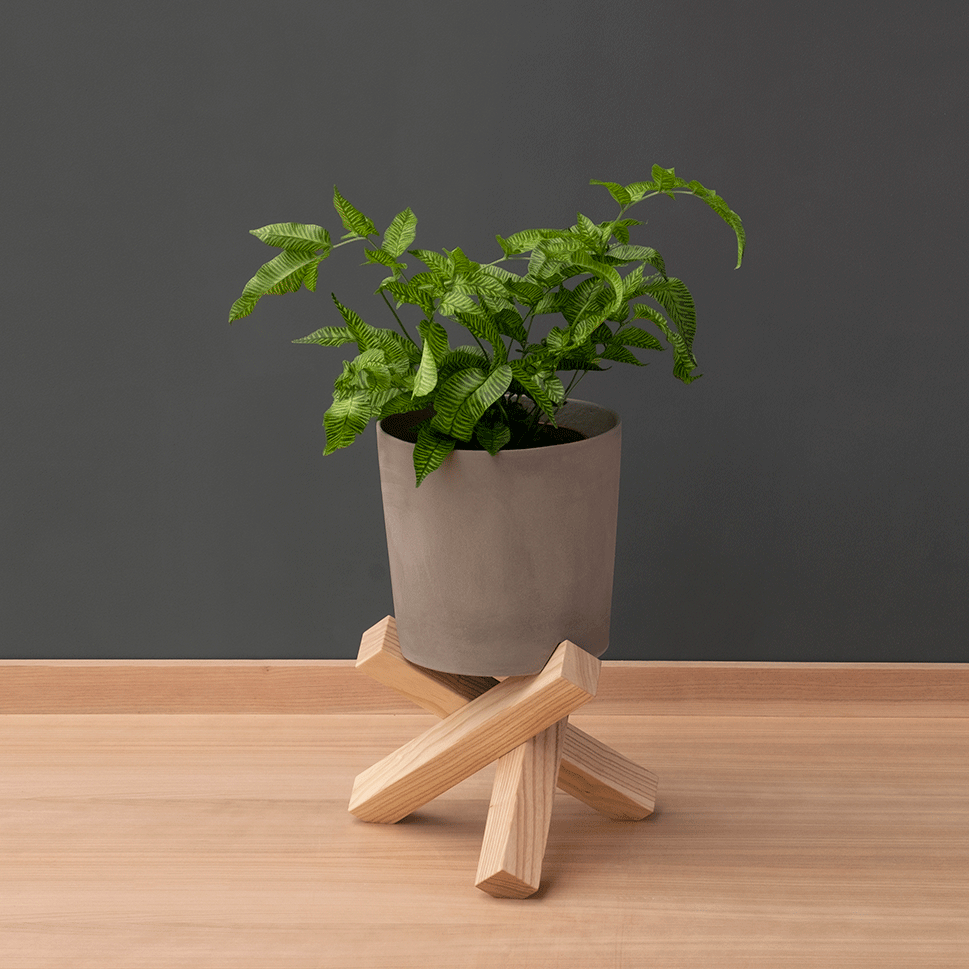 sarang-plant-pot-and-stand-medium