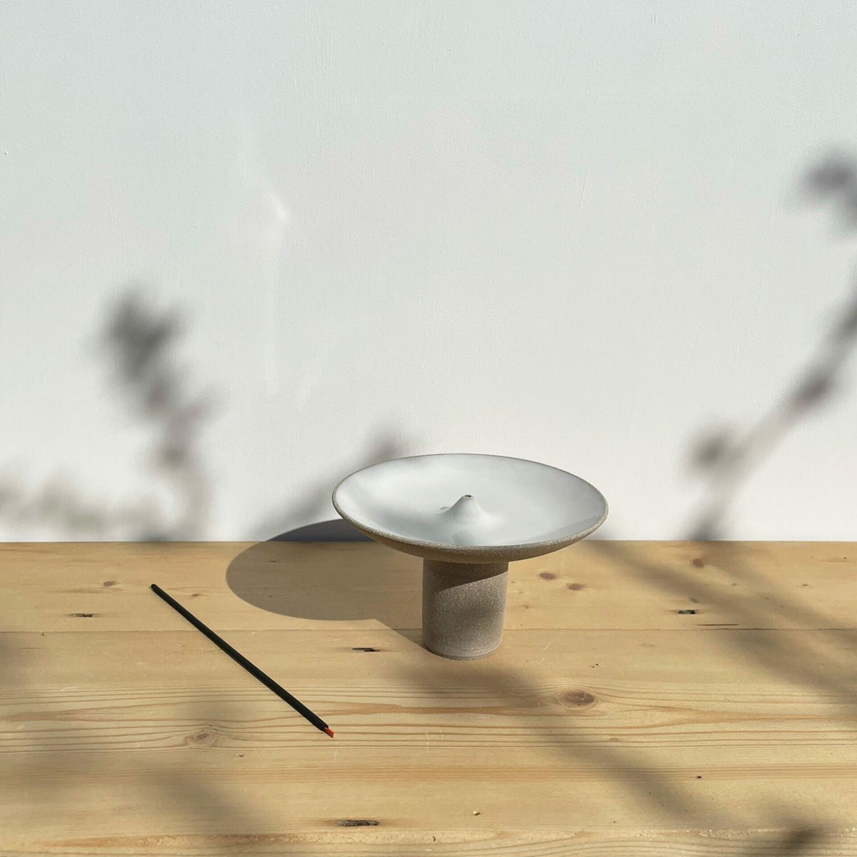 offering-incense-holder-grey-ceramics-oval-dish-stoneware-colour-stick