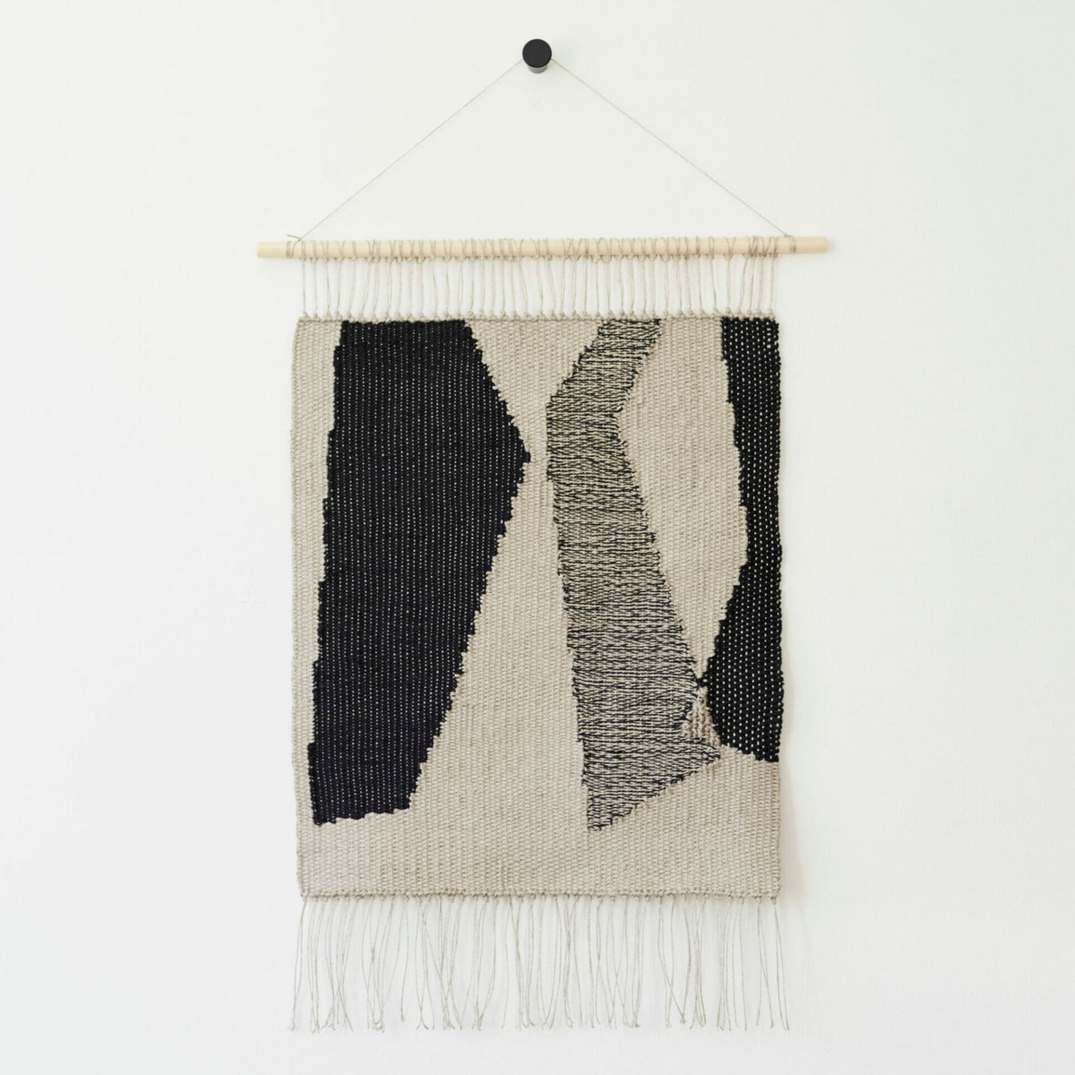 Kaavat-wall-hanging-art-tapestry-textiles-handwoven-abstract-black-grey-beige