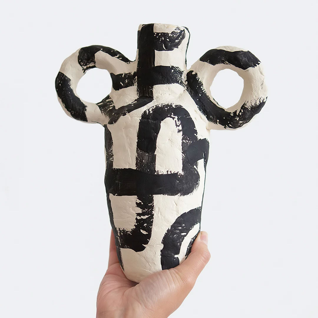 La-Lune-Stroke-Vase
