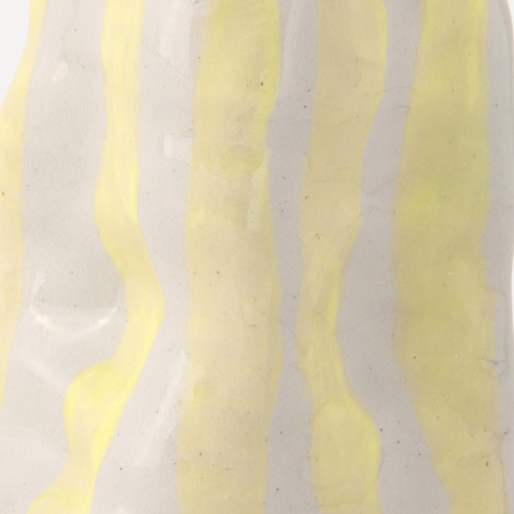 Light-Yellow-Stripe-Candle-Holder