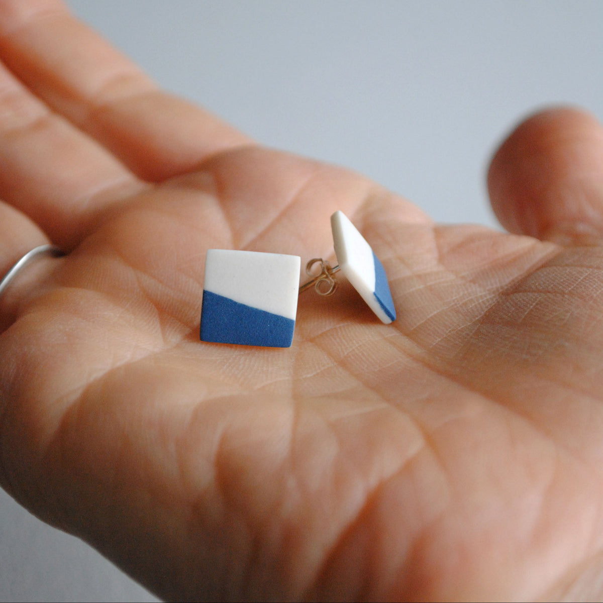 Porcelain-Stud-Earrings-Midnight-Blue-and-White