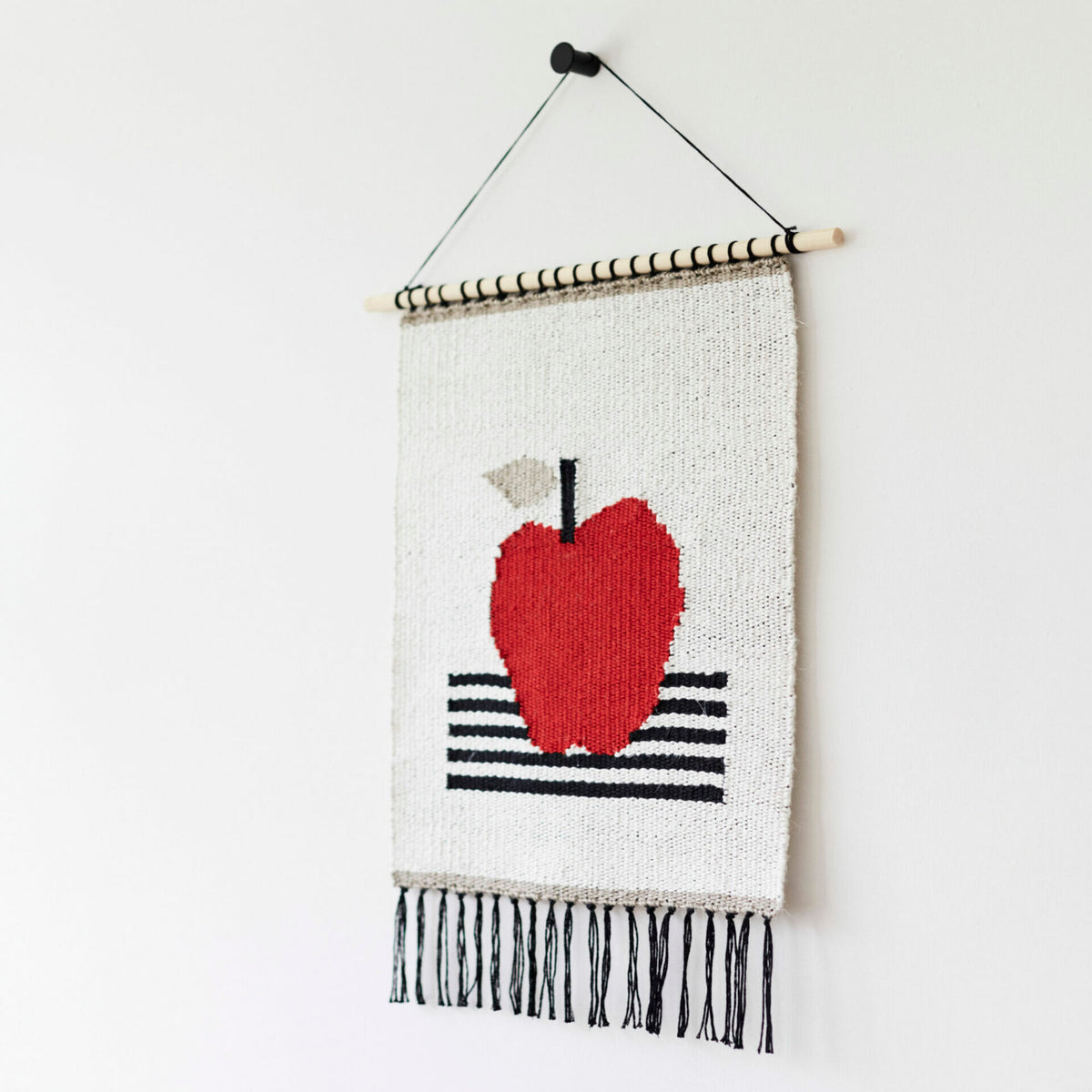omena-wall-hanging-textiles-art-handwoven