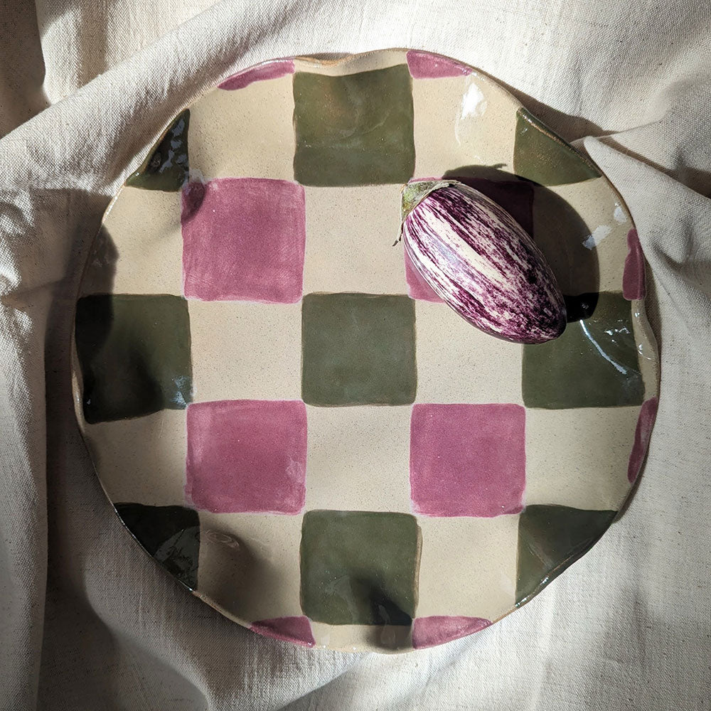 Smokey-Olive-&-Burgundy-Wavy-Check-Platter