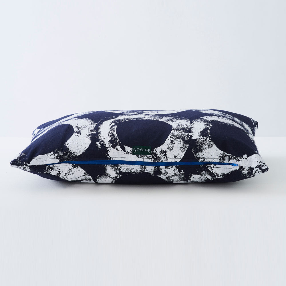 Circul-Navy-Cushion