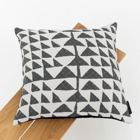 flint-light-cushion-black-white-triangles-pattern