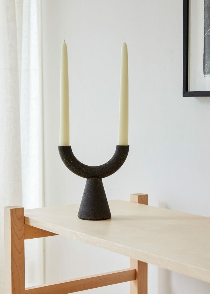 minimalist-candelabra-ceramics-design-scottish