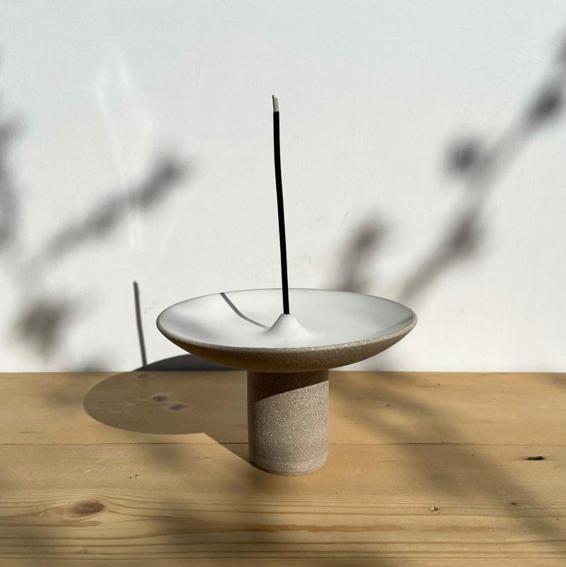 offering-incense-holder-grey-ceramics-oval-dish-stoneware-colour-stick