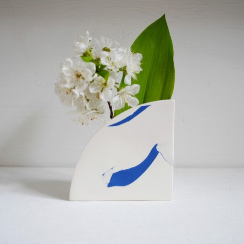 arc-shape-vase-blue-ceramic-pattern-organic