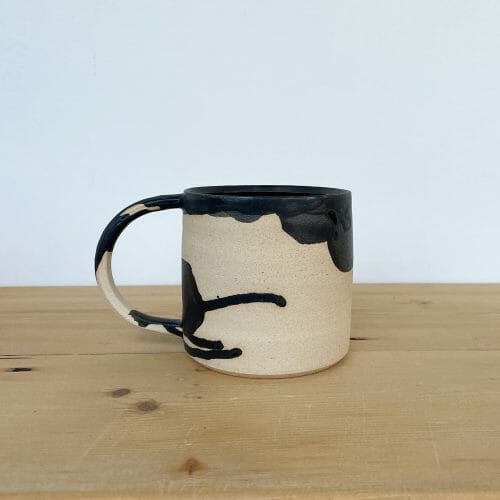 mug-ceramic-black-glaze-handmade-pottery-tableware