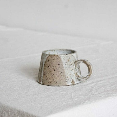 short-mug-splashes-ceramic