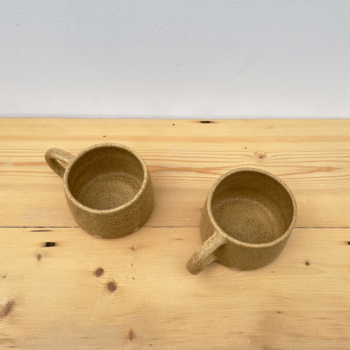 shallow-mug-ceramic-pottery-tableware-glaze-independent-maker