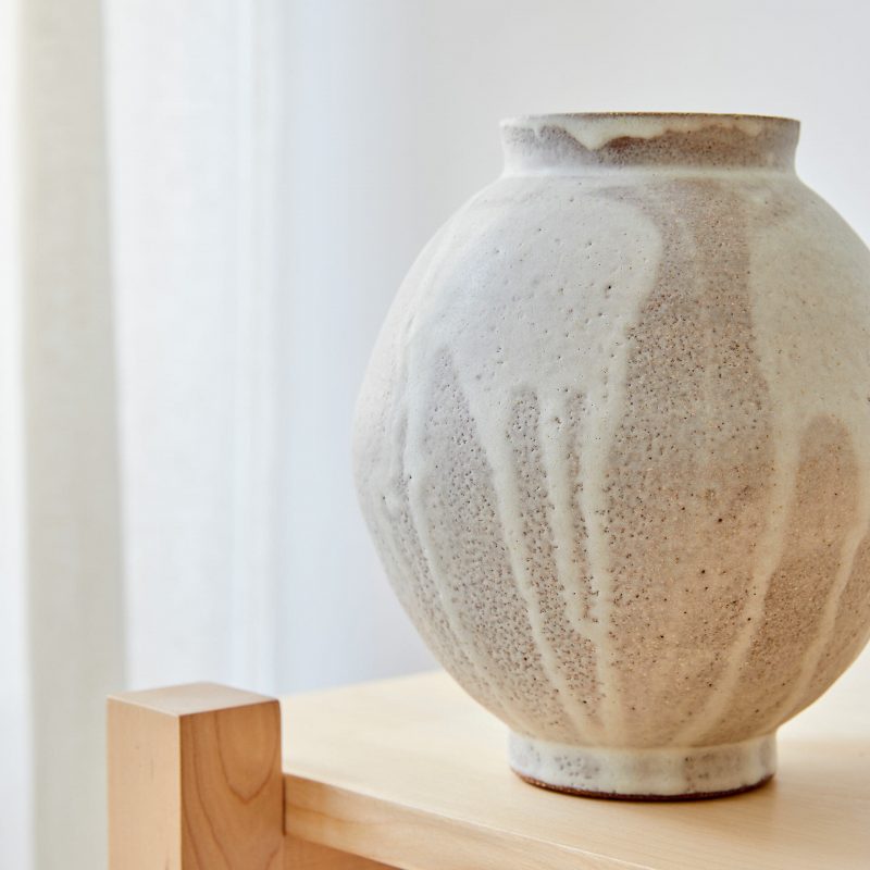moon-jar-ceramic