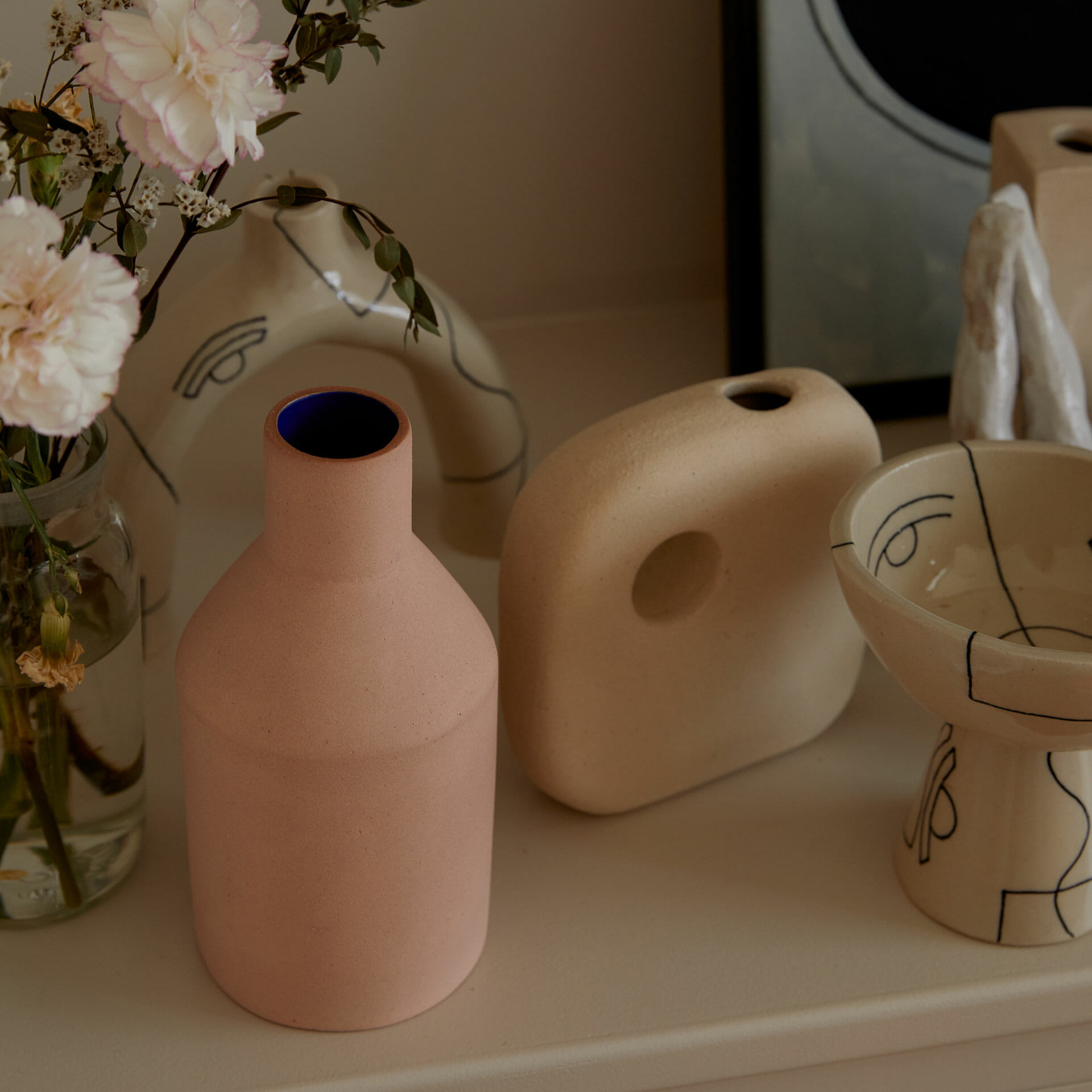 pink-bottle-vase