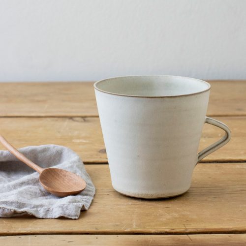 flared-mug-warm-white