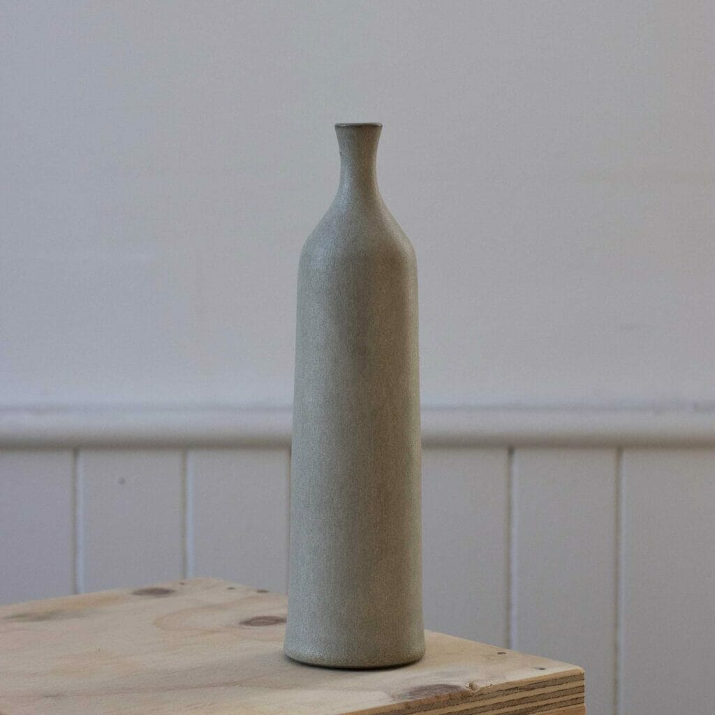 bottle-pearl-grey-i