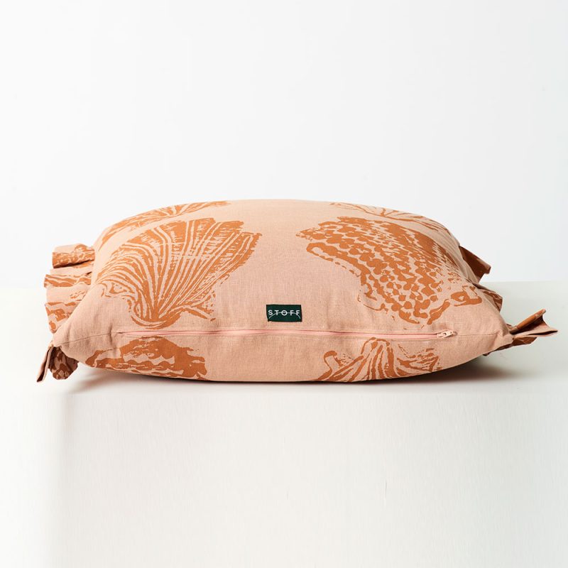 Pilgrim-Cushion-Evening-Sun